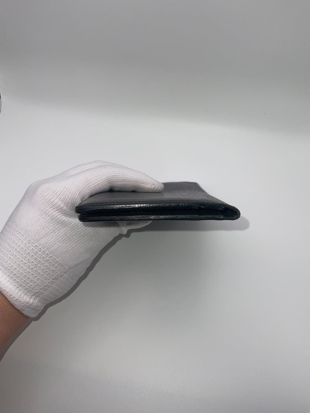 Louis Vuitton Taiga Brazza Wallet Black Leather – Authentic Made in France