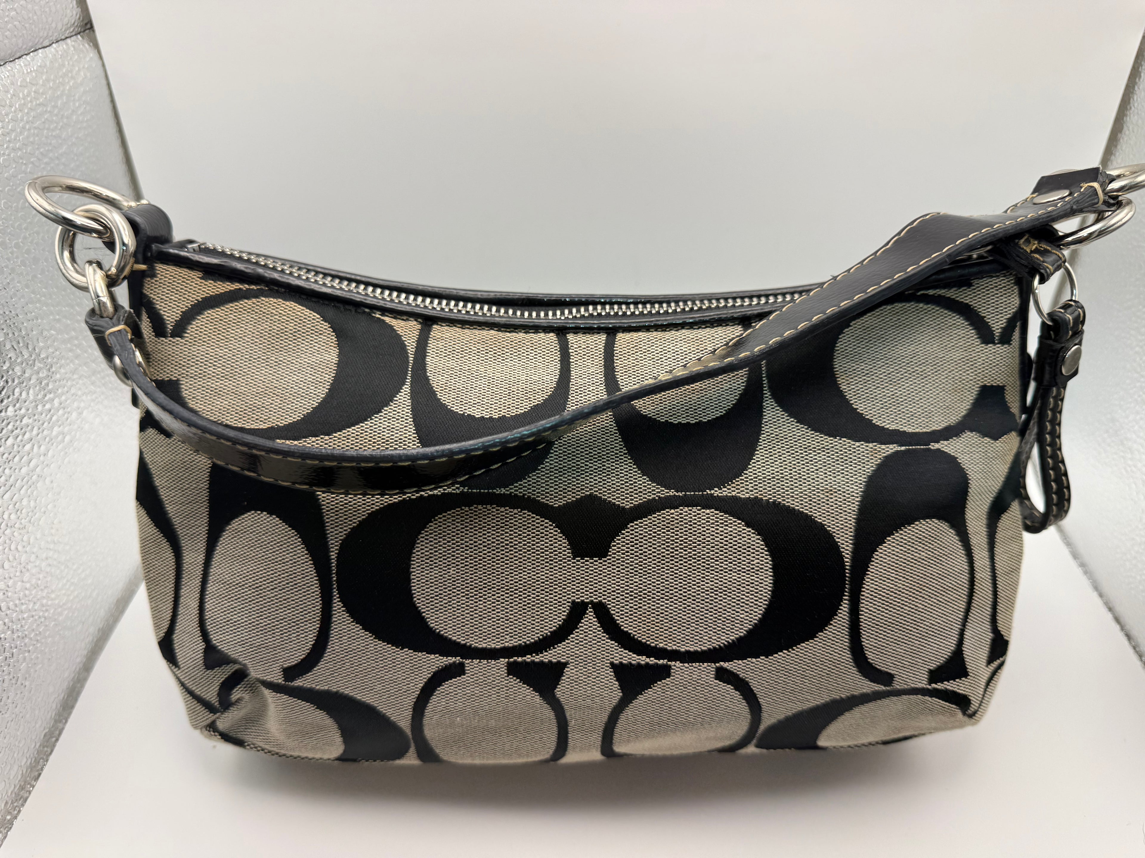 Coach Signature Canvas Hobo Shoulder Bag – Khaki/Black | Silver Hardware