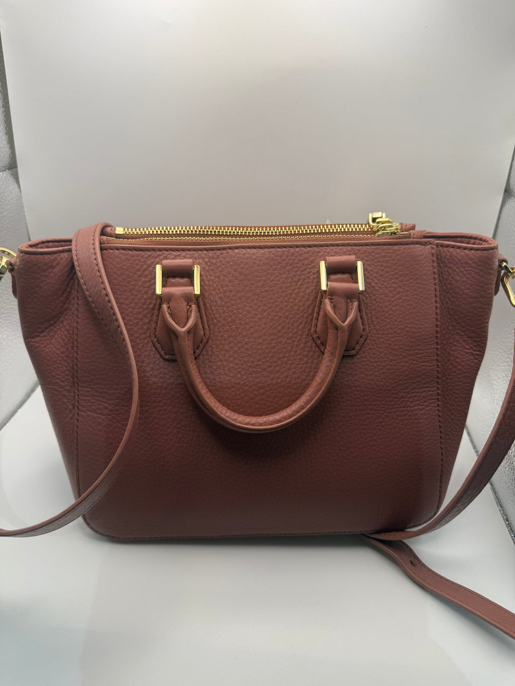 Tory Burch Bolso Satchel de Piel Granulada Rosa Empolvado