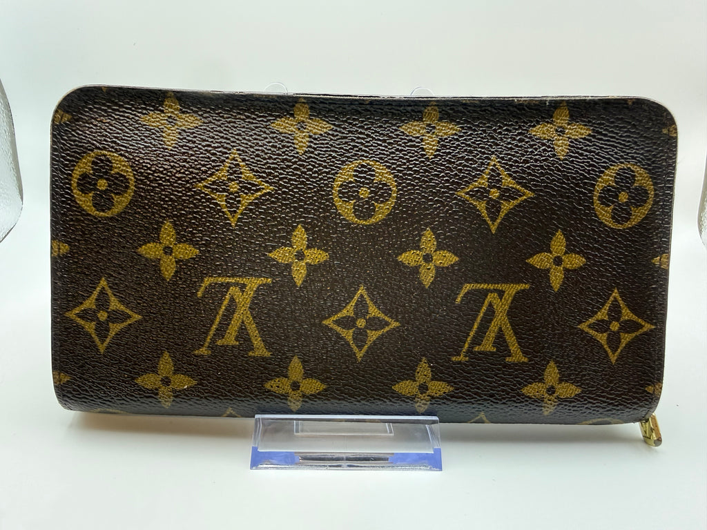 Louis Vuitton Monogram Zippy Wallet