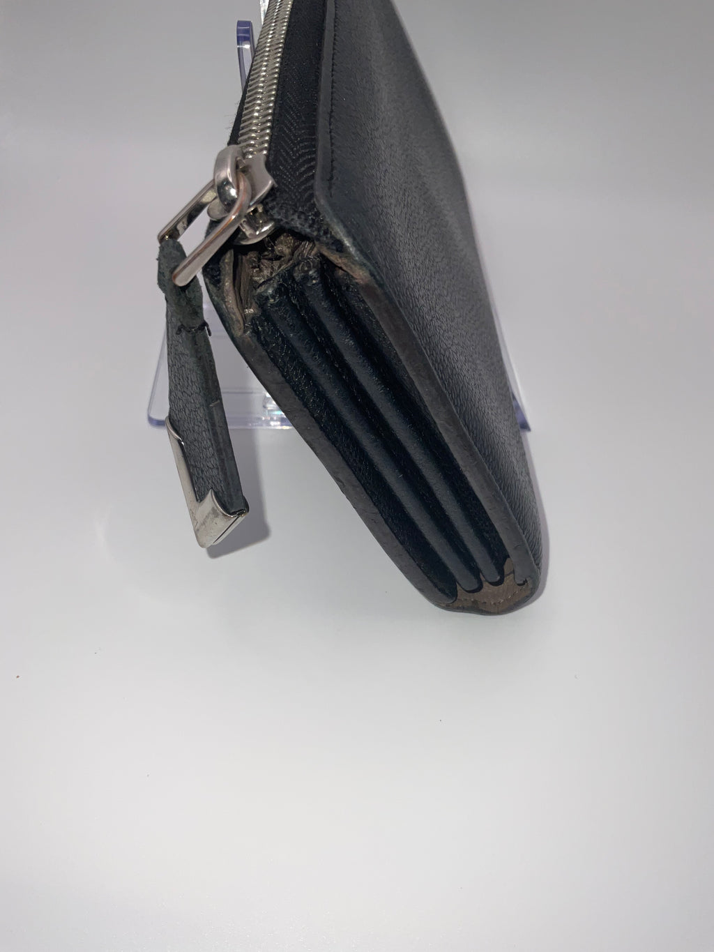Louis Vuitton Taiga Leather Zippy Wallet Black | Zip Around Long Wallet