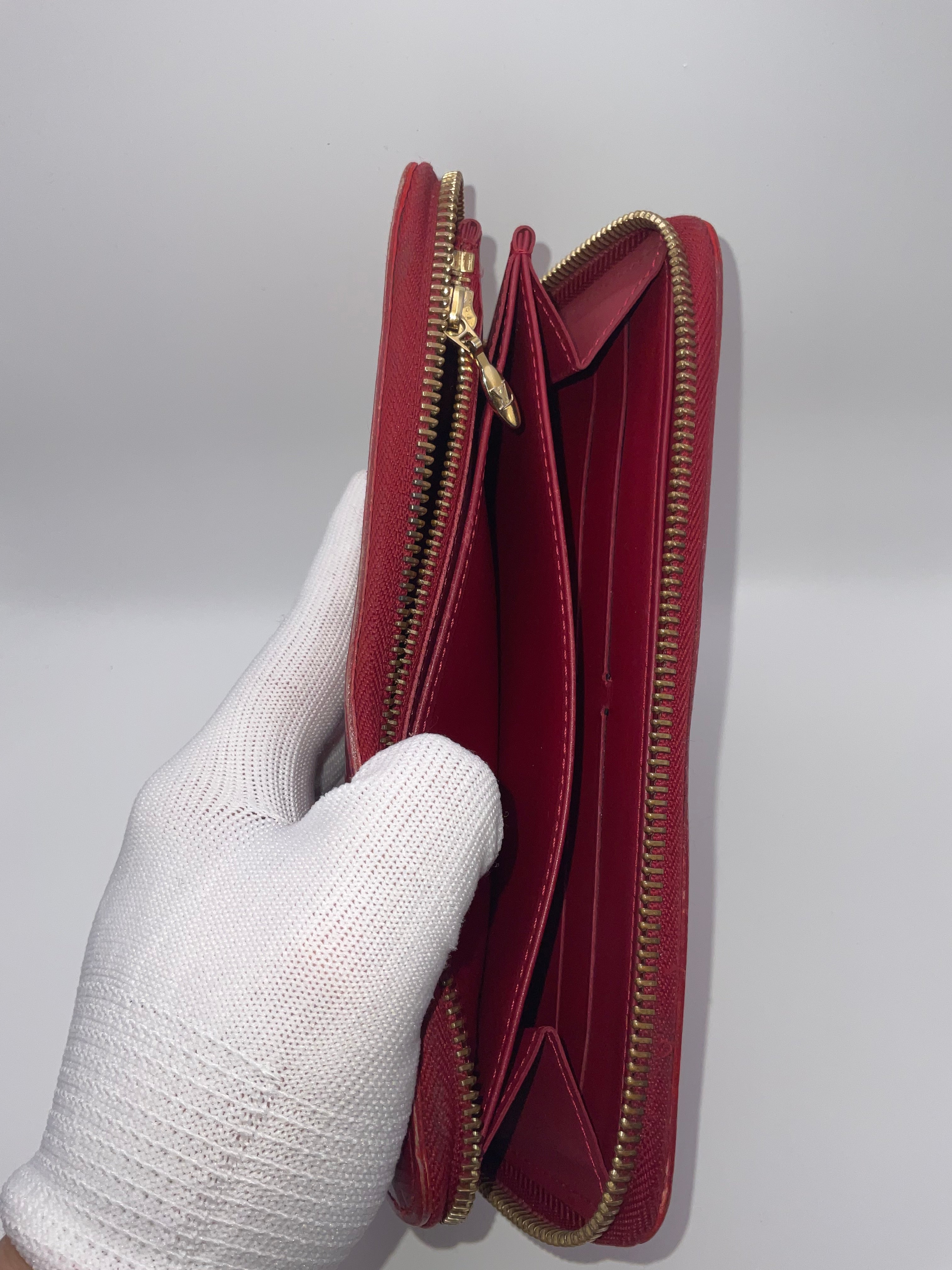 Louis Vuitton Zippy Wallet Monogram Vernis Rouge Red Patent Leather | Authentic