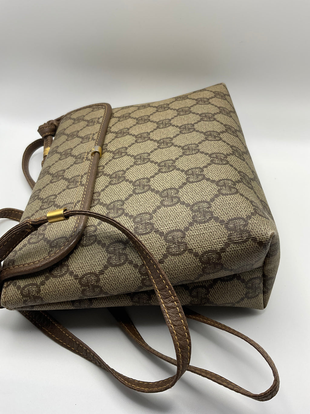 Gucci Vintage GG Supreme Monogram Crossbody Bag COA