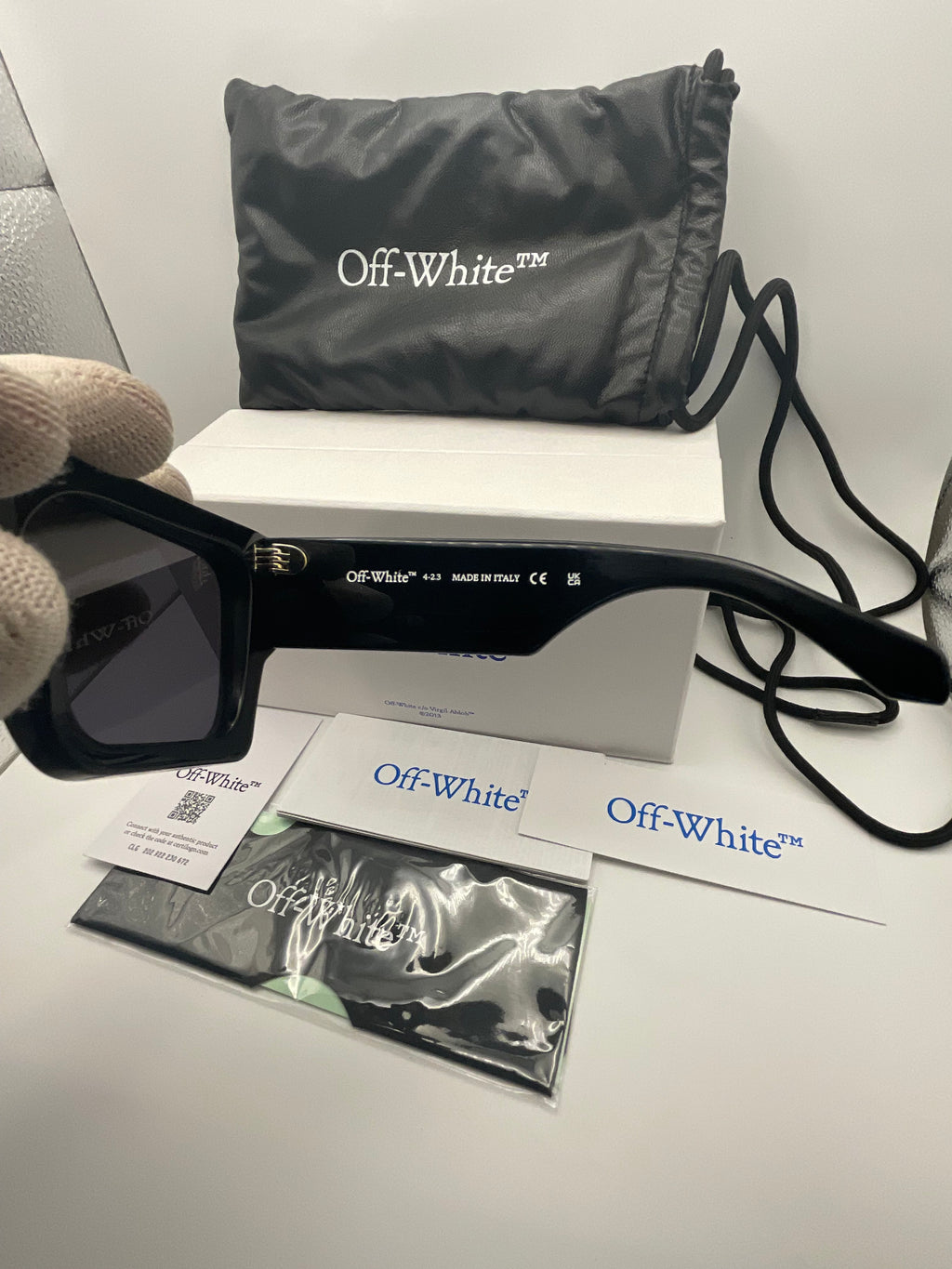 Off-White™ OERI003 1007 Square Black Sunglasses – Made in Italy | New Complete Set