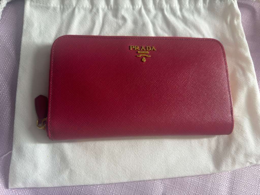 Prada Saffiano Zip-Around Wallet Fuoco Red – exterior back