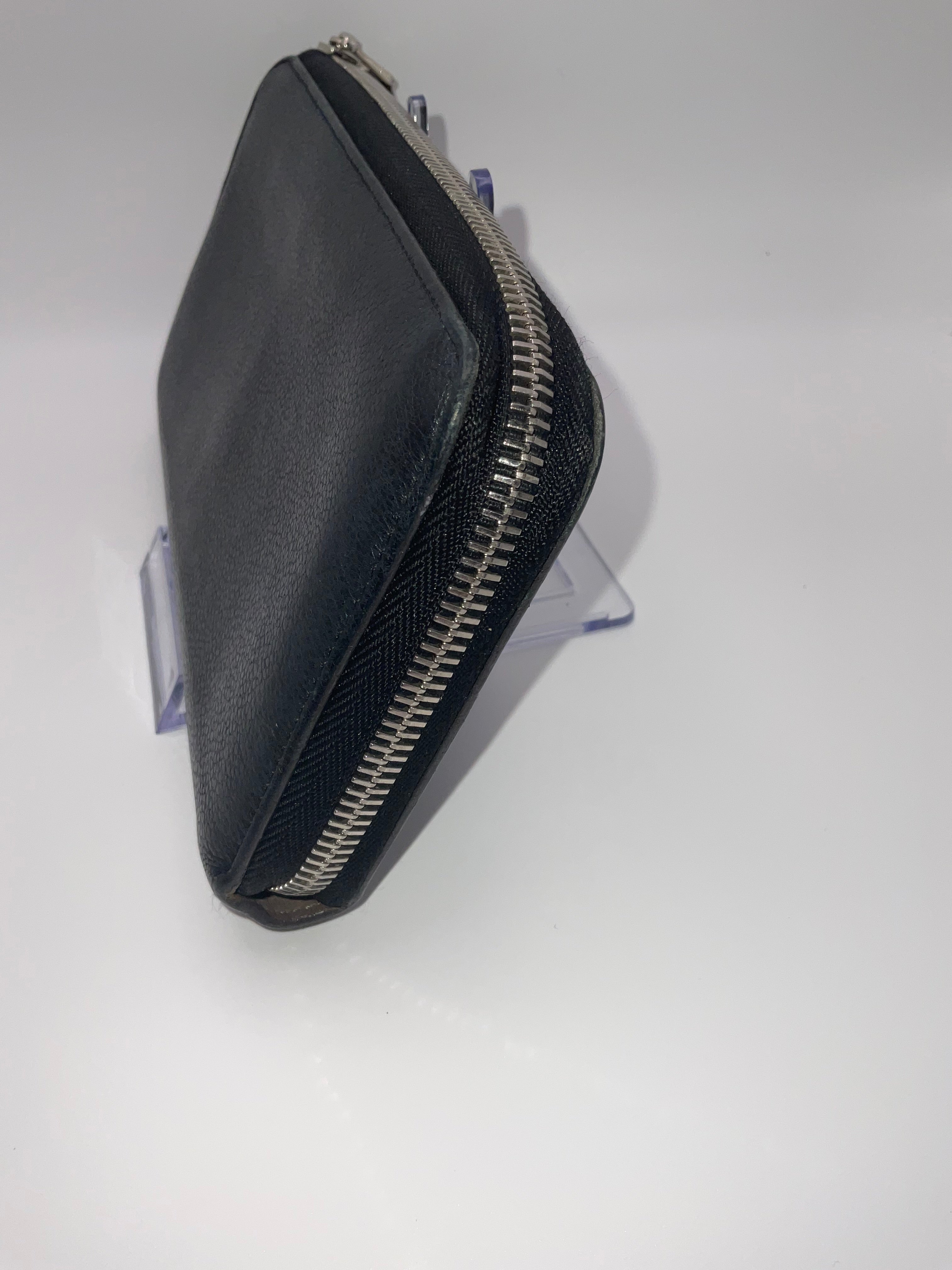 Louis Vuitton Taiga Leather Zippy Wallet Black | Zip Around Long Wallet
