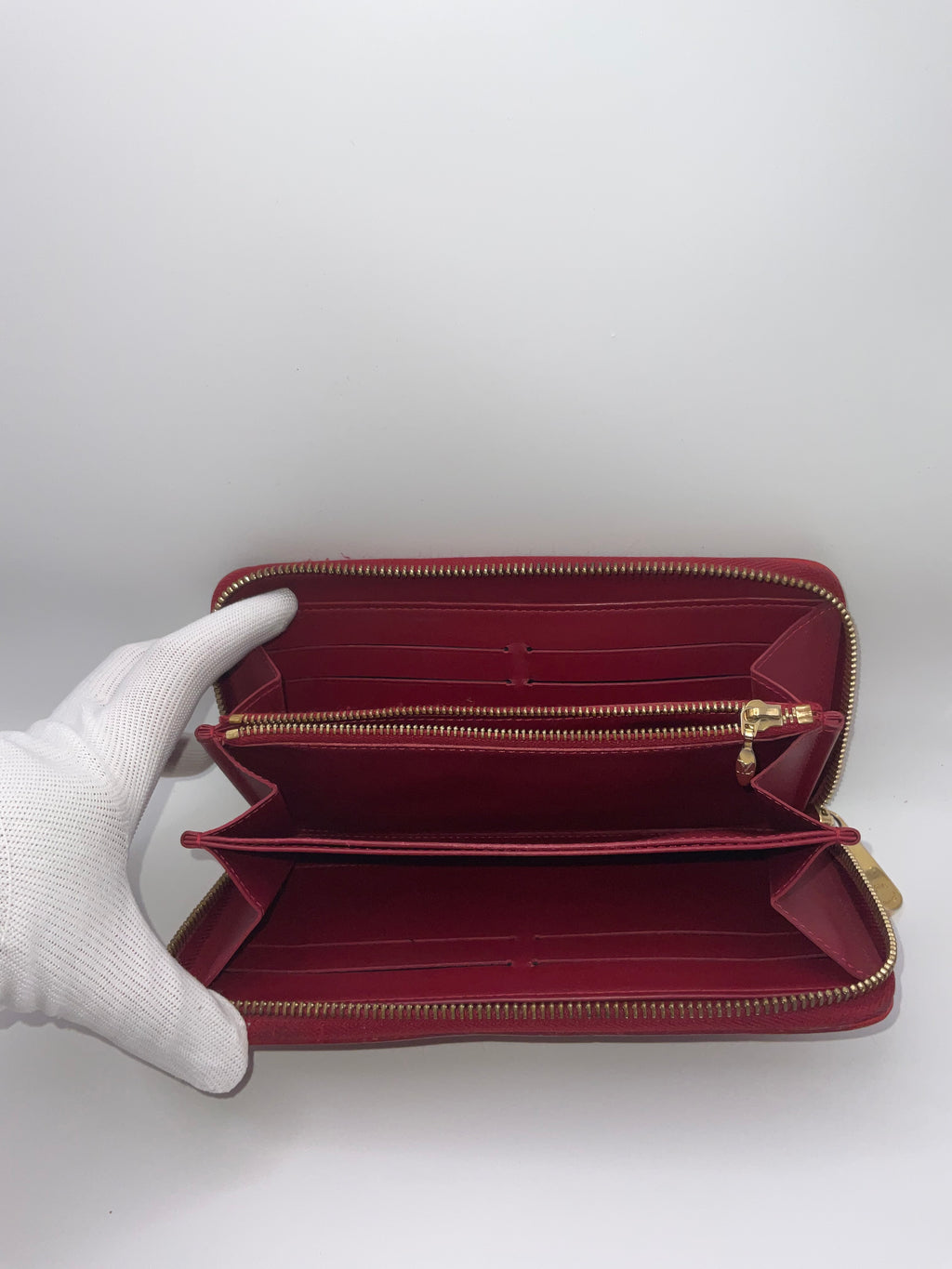 Louis Vuitton Zippy Wallet Monogram Vernis Rouge Red Patent Leather | Authentic