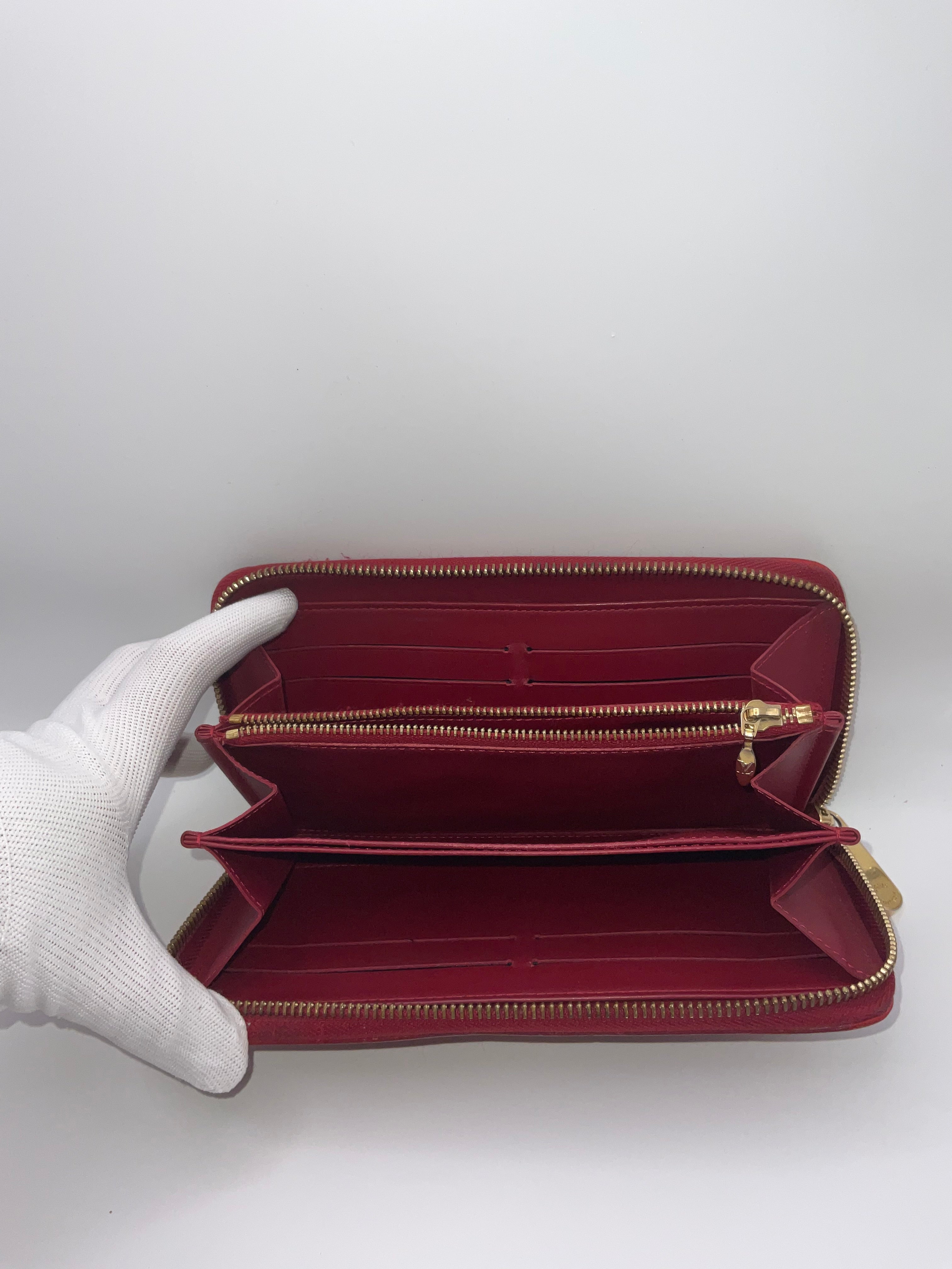 Louis Vuitton Zippy Wallet Monogram Vernis Rouge Red Patent Leather | Authentic