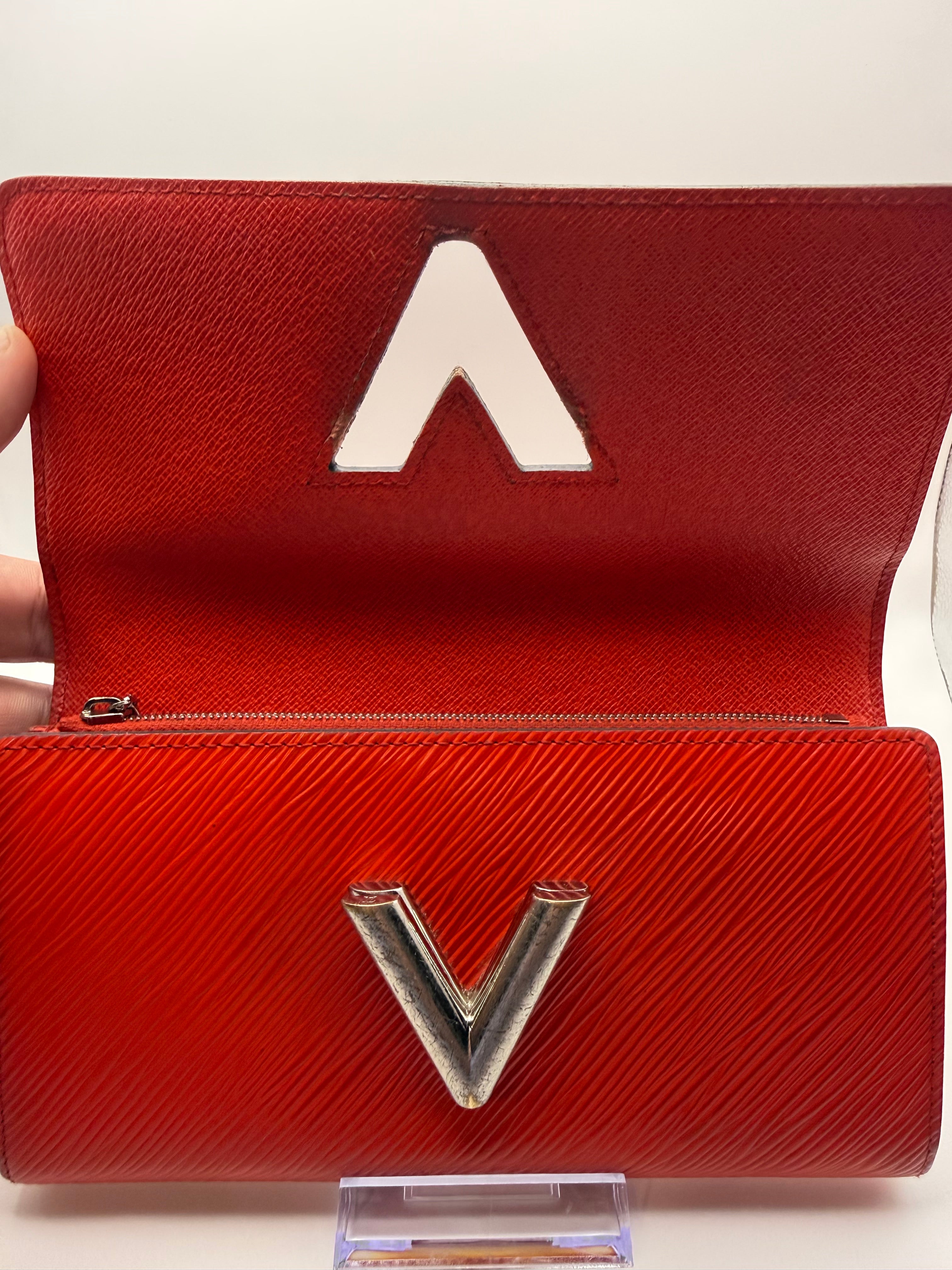 Louis Vuitton Twist Wallet Red Epi Leather Silver-Tone LV Logo