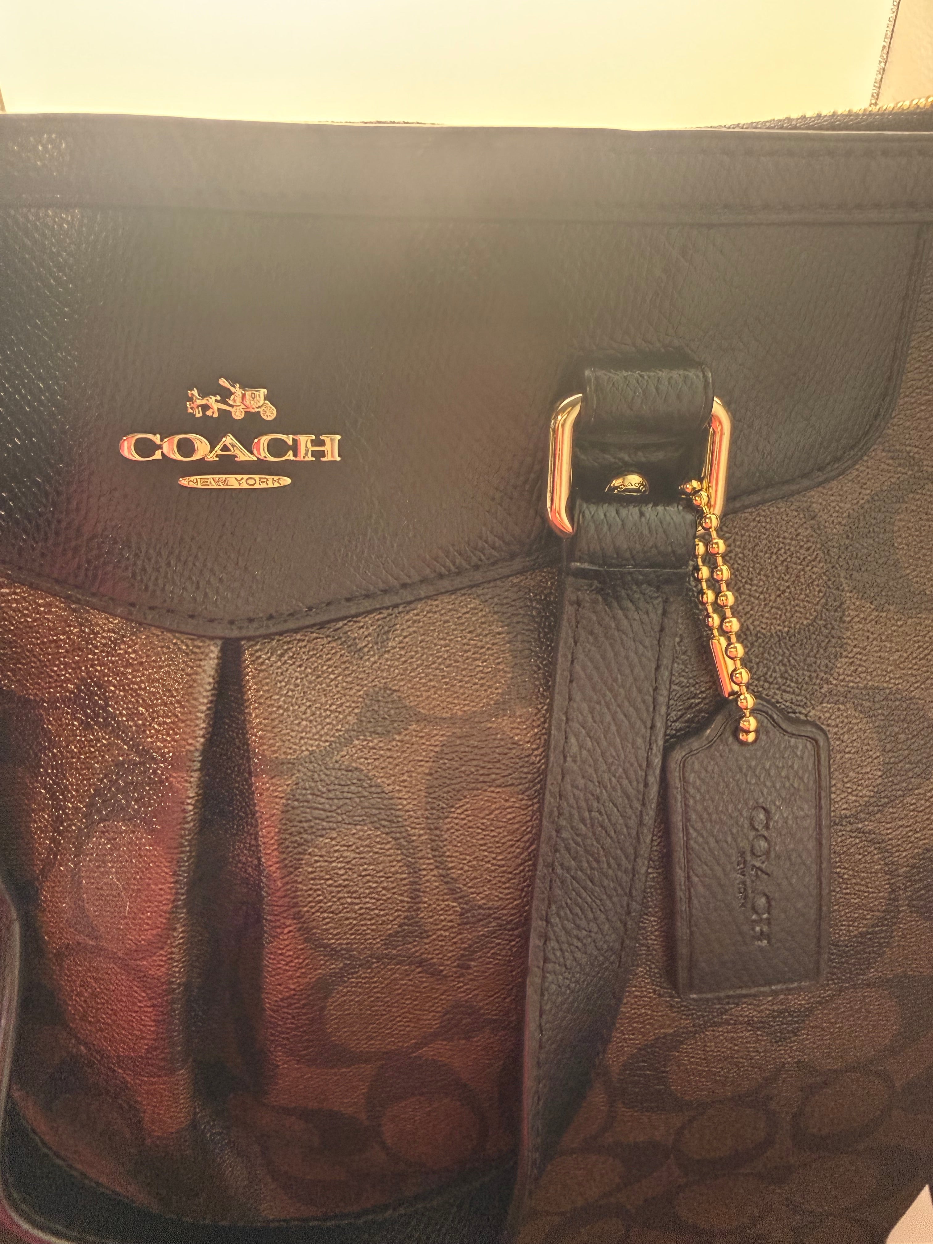 Coach Signature Tote - Coach logo and luggage tag detail