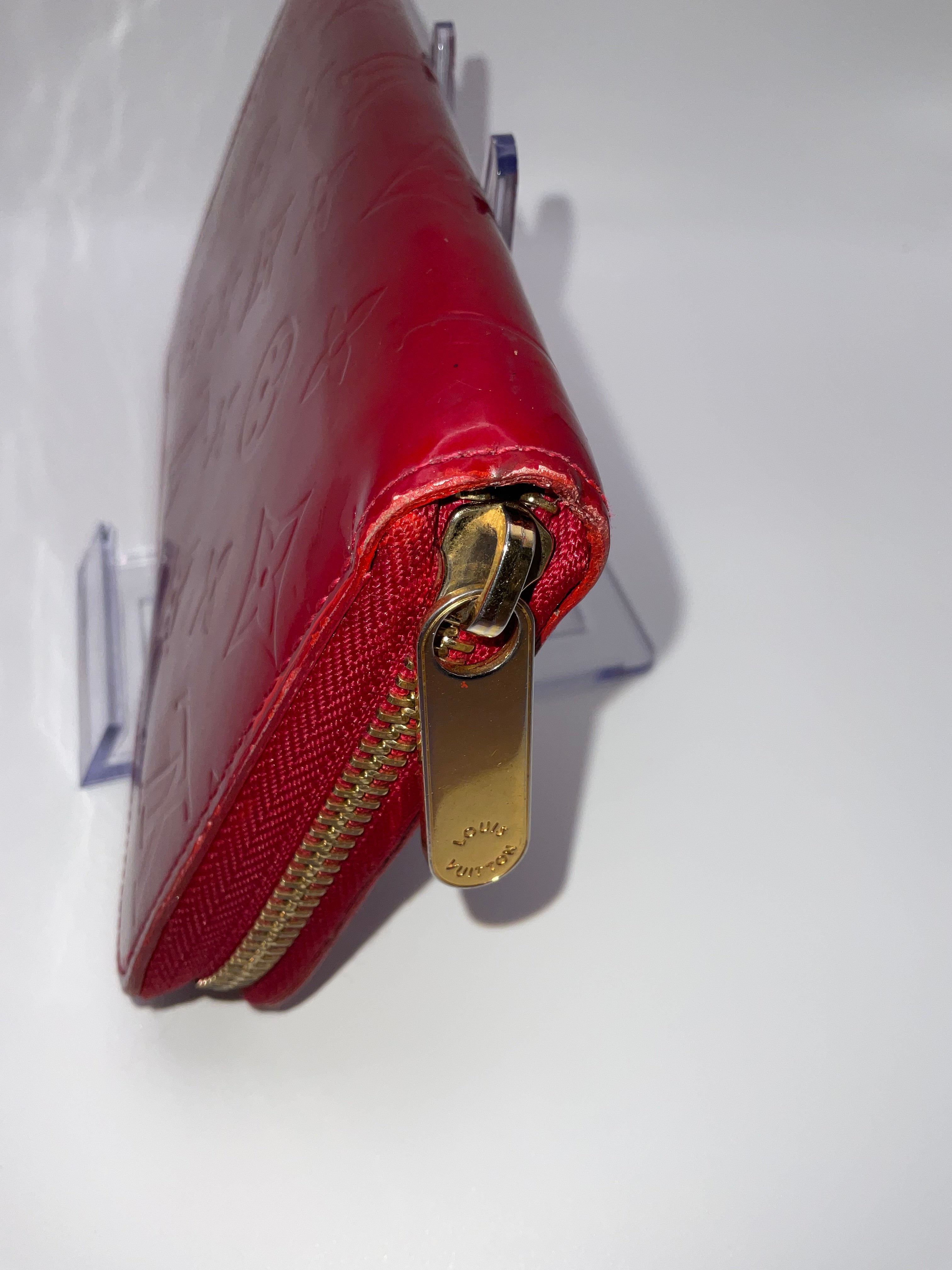 Louis Vuitton Zippy Wallet Monogram Vernis Rouge Red Patent Leather | Authentic