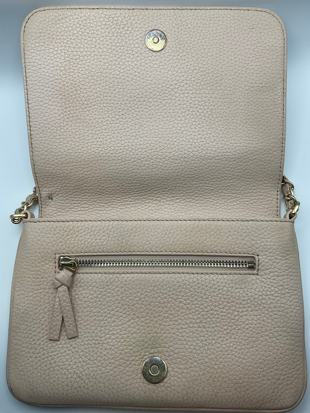 Tory Burch McGraw Fold-Over Pebbled Leather Crossbody Bag – Light Blush