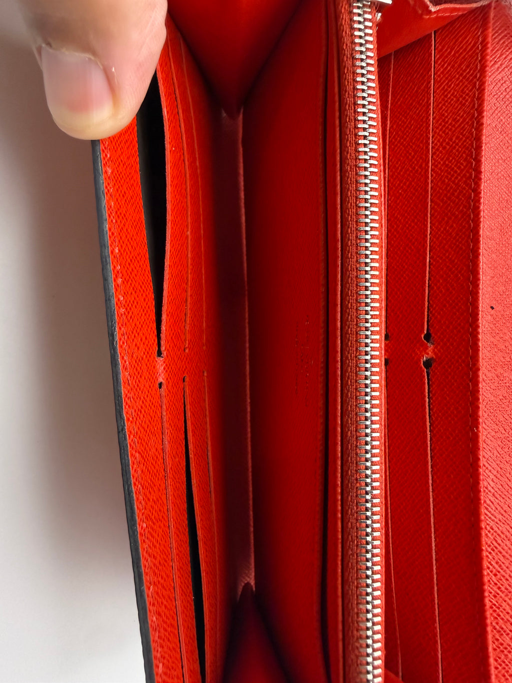 Louis Vuitton Twist Wallet Red Epi Leather Silver-Tone LV Logo