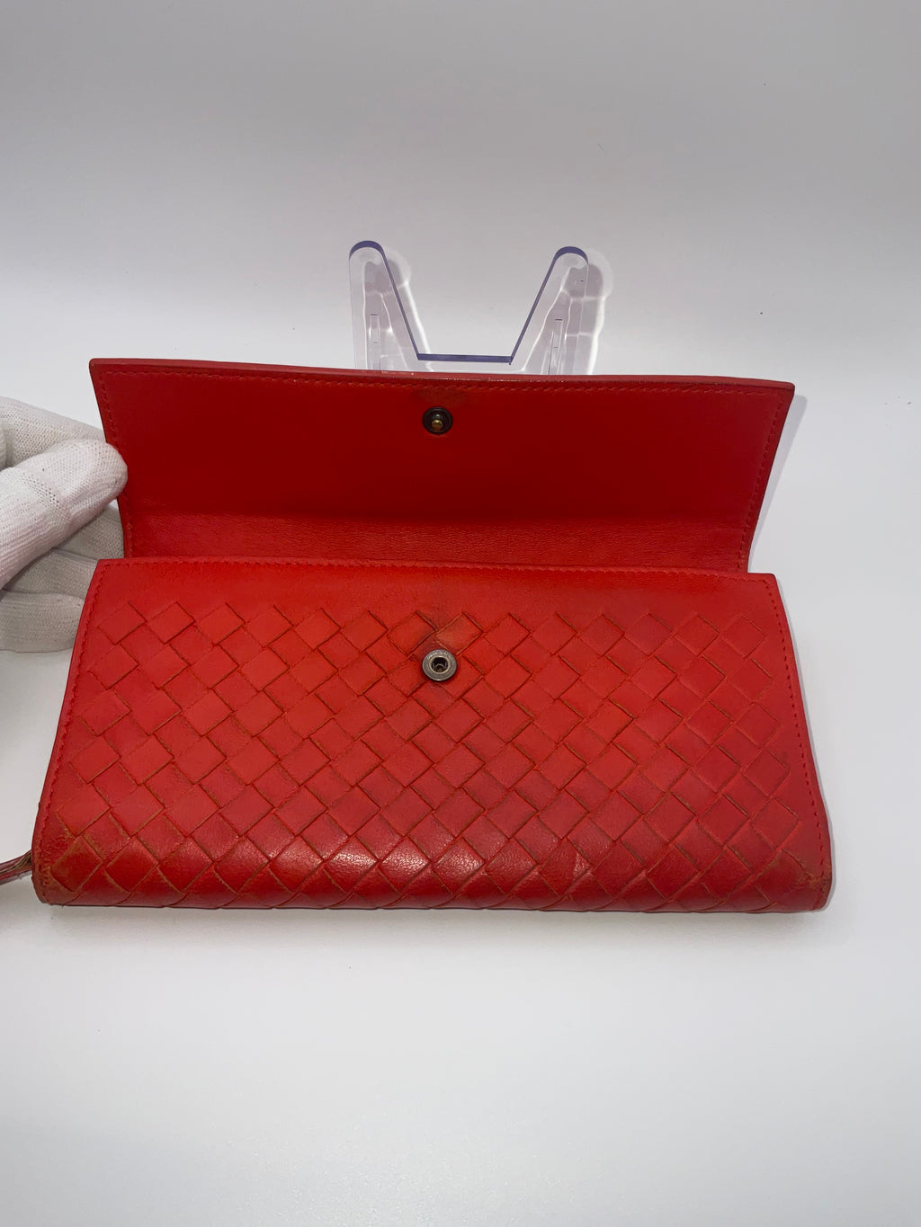 Bottega Veneta Intrecciato Red Leather Continental Wallet – Authentic