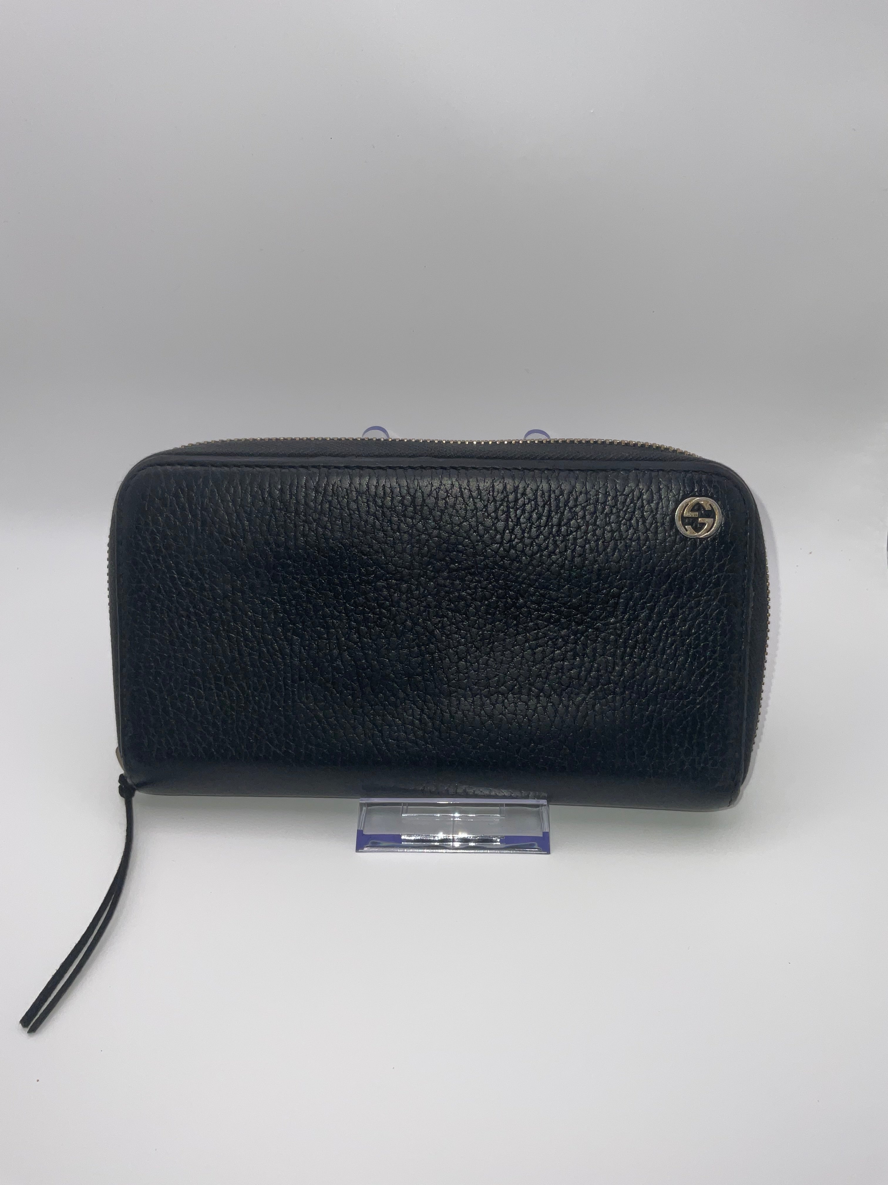 Gucci Black Pebbled Leather Zip Around Wallet GG Logo