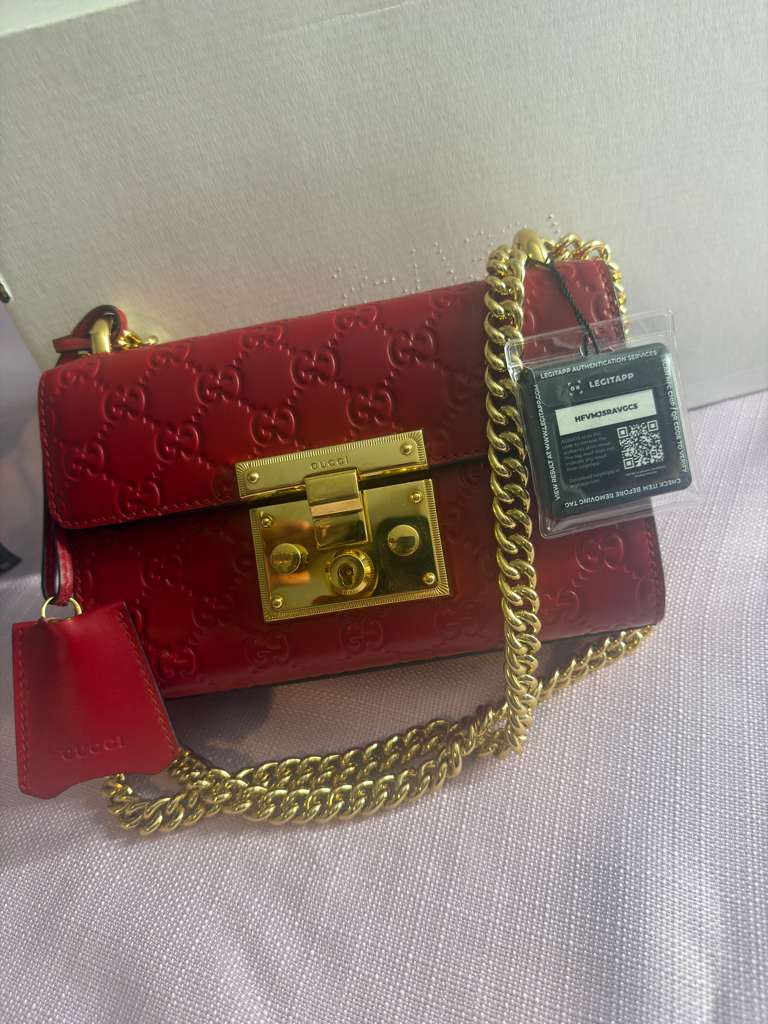 Gucci Padlock Signature GG Embossed Leather Mini Shoulder Bag – Red