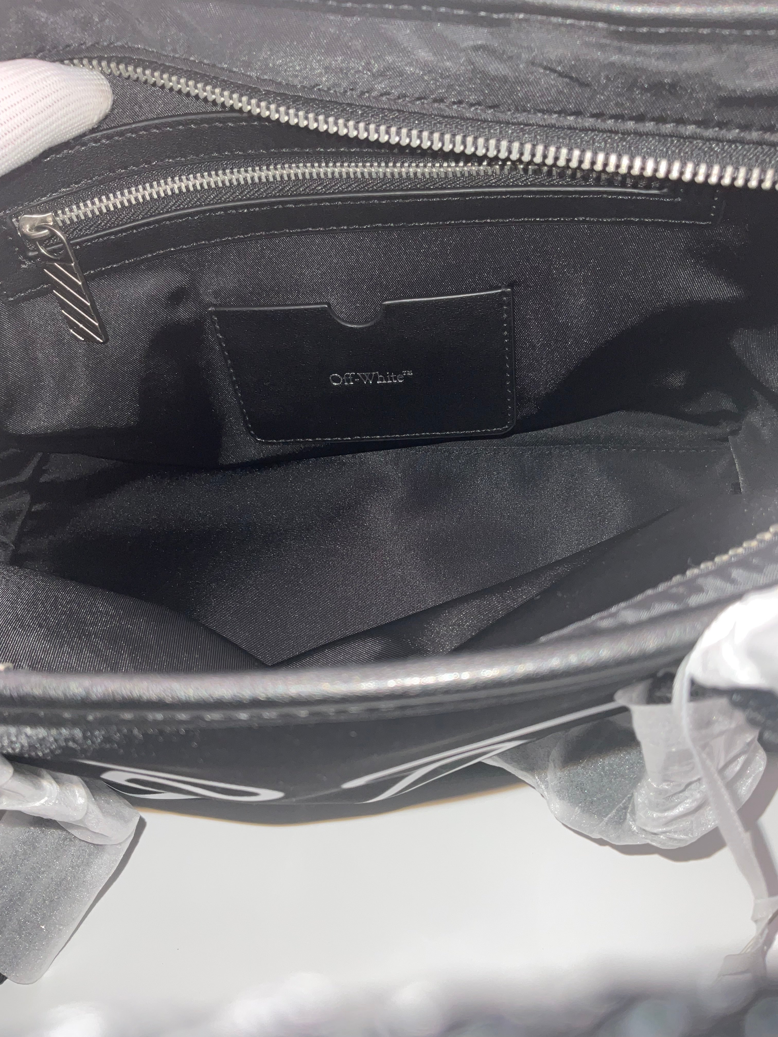 Off-White™ Black Arrow Logo Tote Bag – New With Tags & Dust Bag