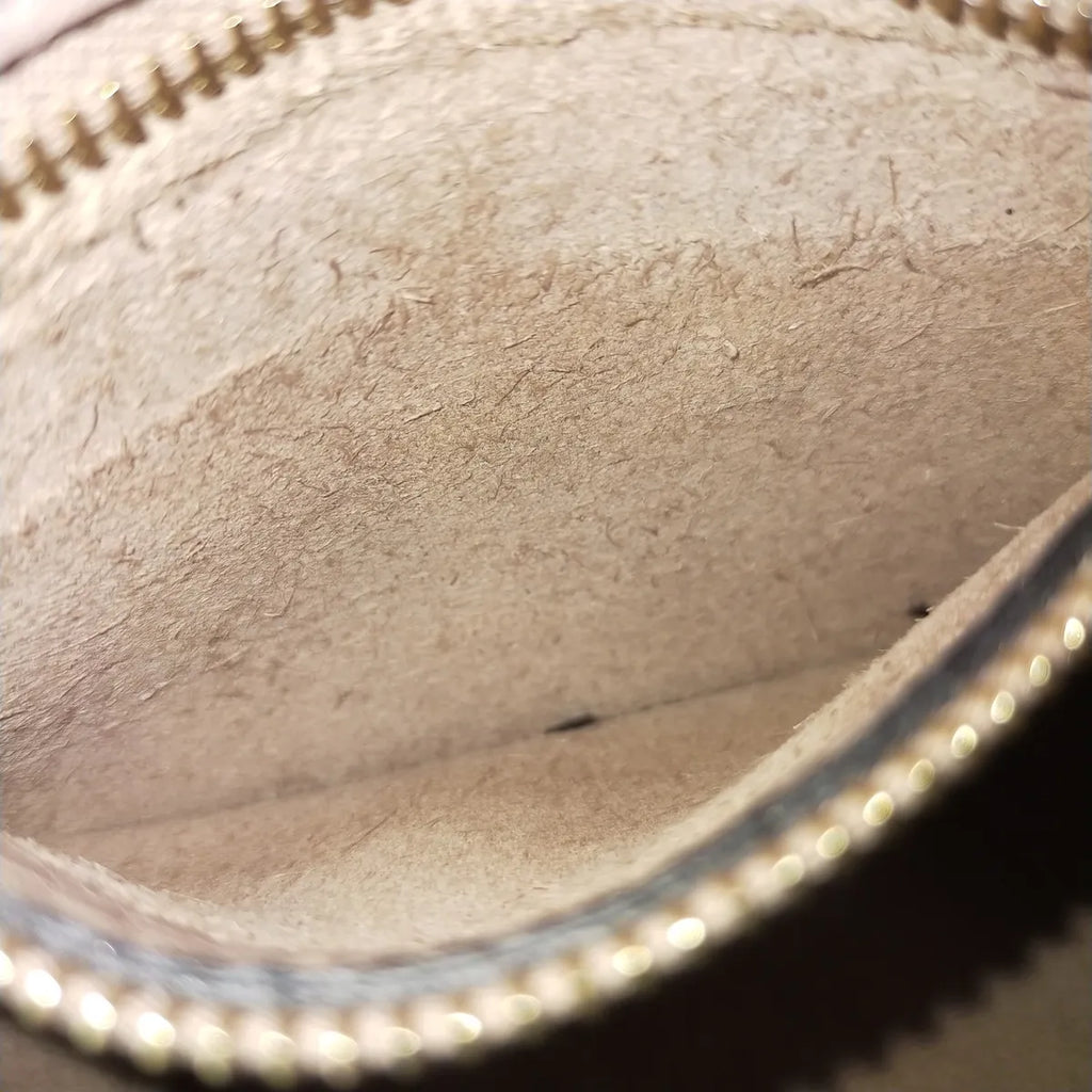 Valentino Garavani Rockstud Leather Tote Bag – Taupe / Gold Hardware