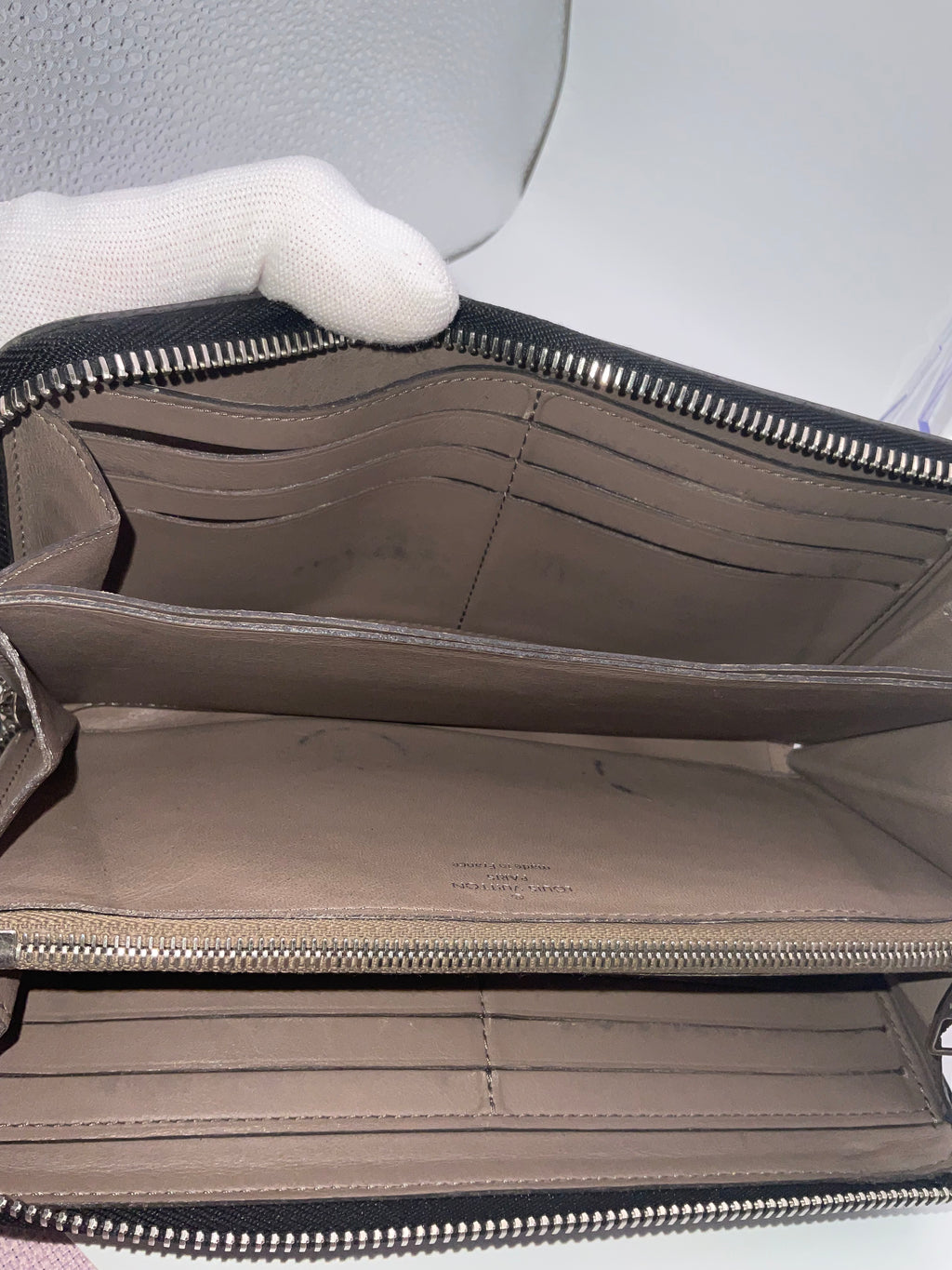 Louis Vuitton Taiga Leather Zippy Wallet Black | Zip Around Long Wallet